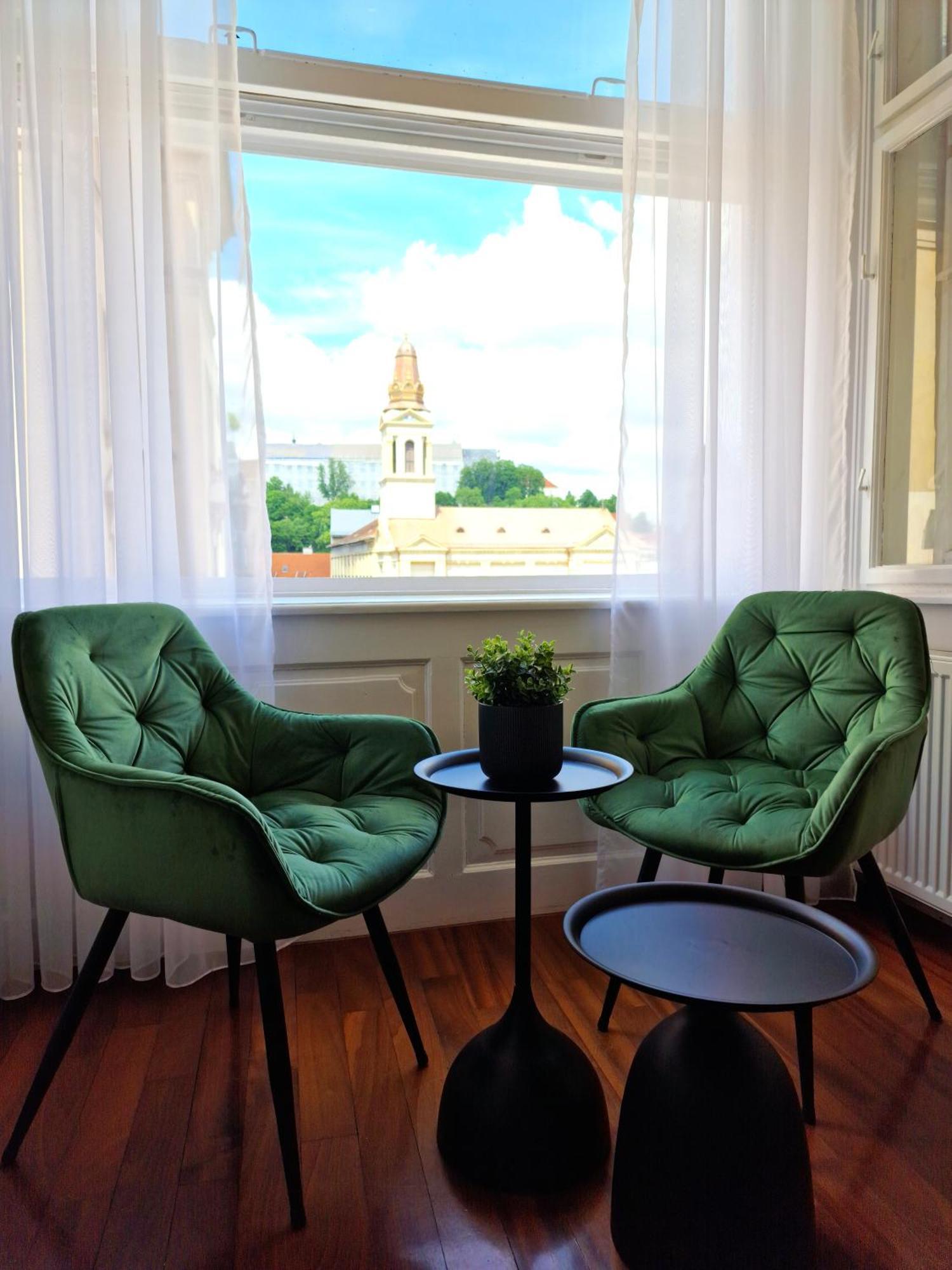 Apartment Exclusive View Cvjetni Trg Zagreb Eksteriør billede