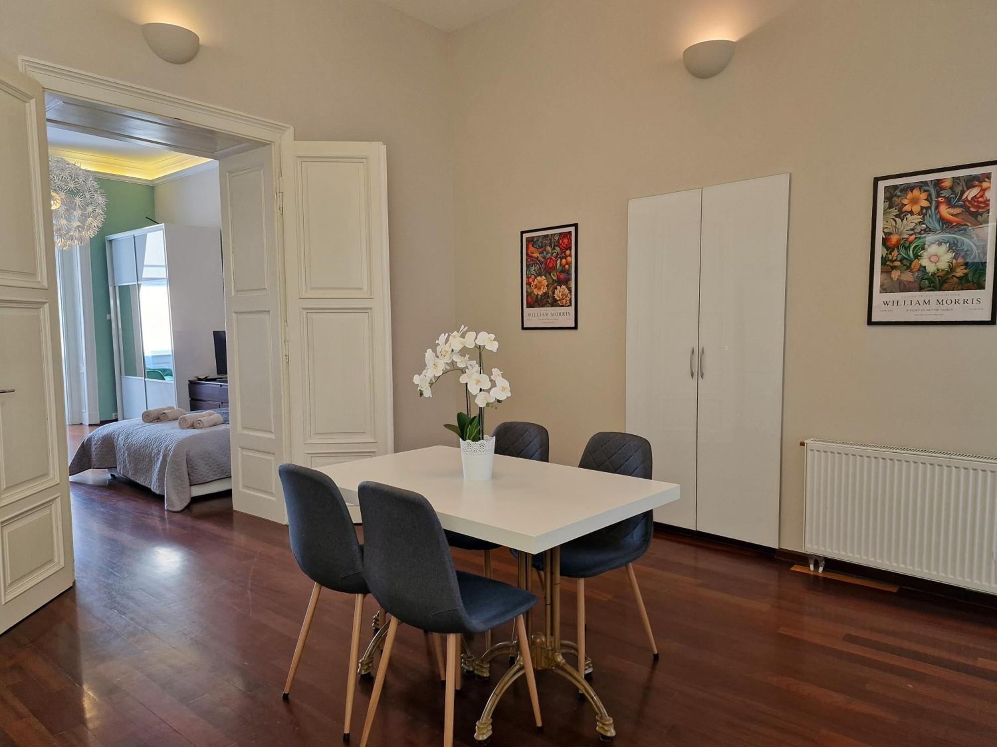 Apartment Exclusive View Cvjetni Trg Zagreb Eksteriør billede