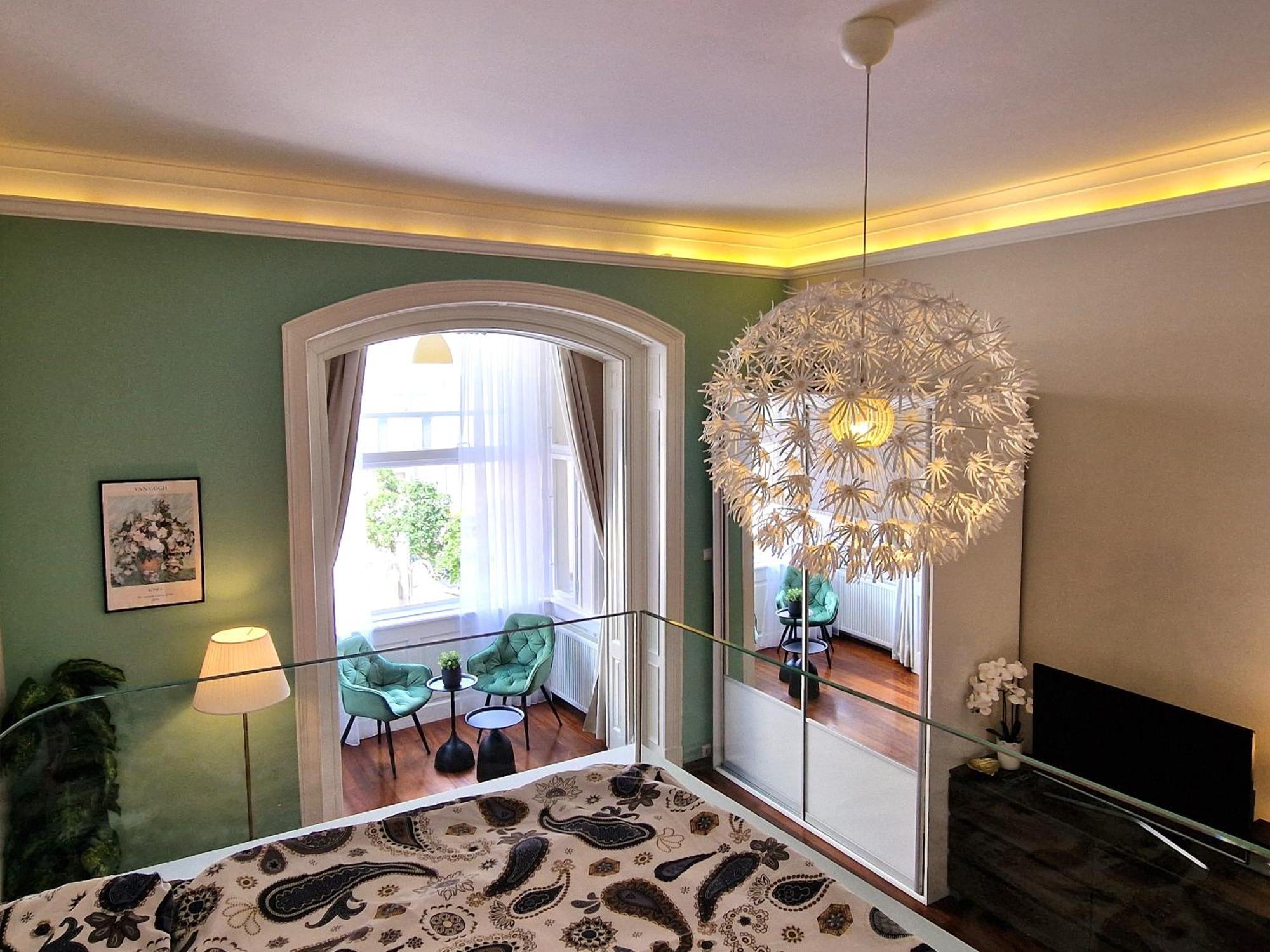 Apartment Exclusive View Cvjetni Trg Zagreb Eksteriør billede